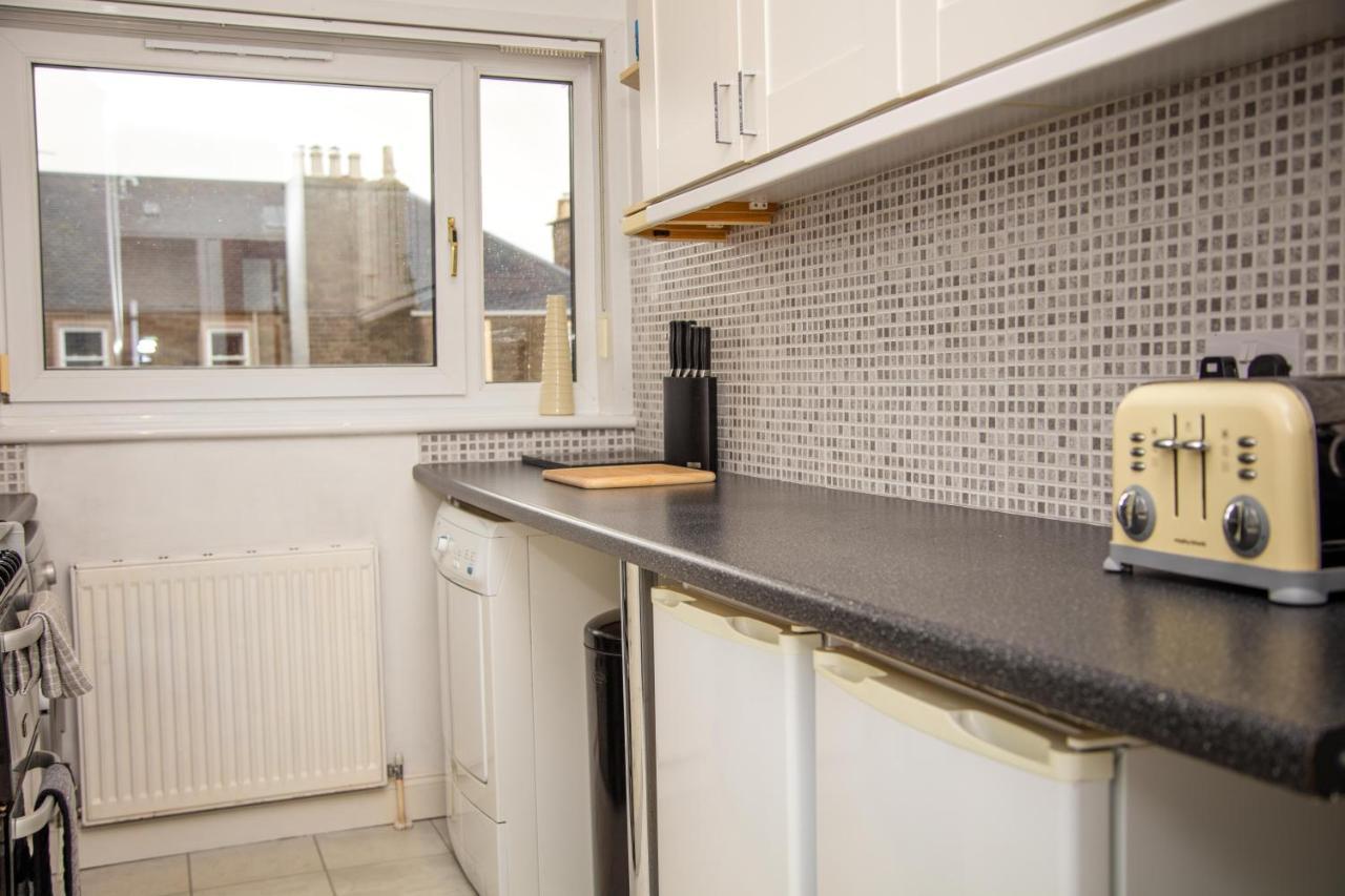 Beach Walk Apartment 브로티페리 외부 사진