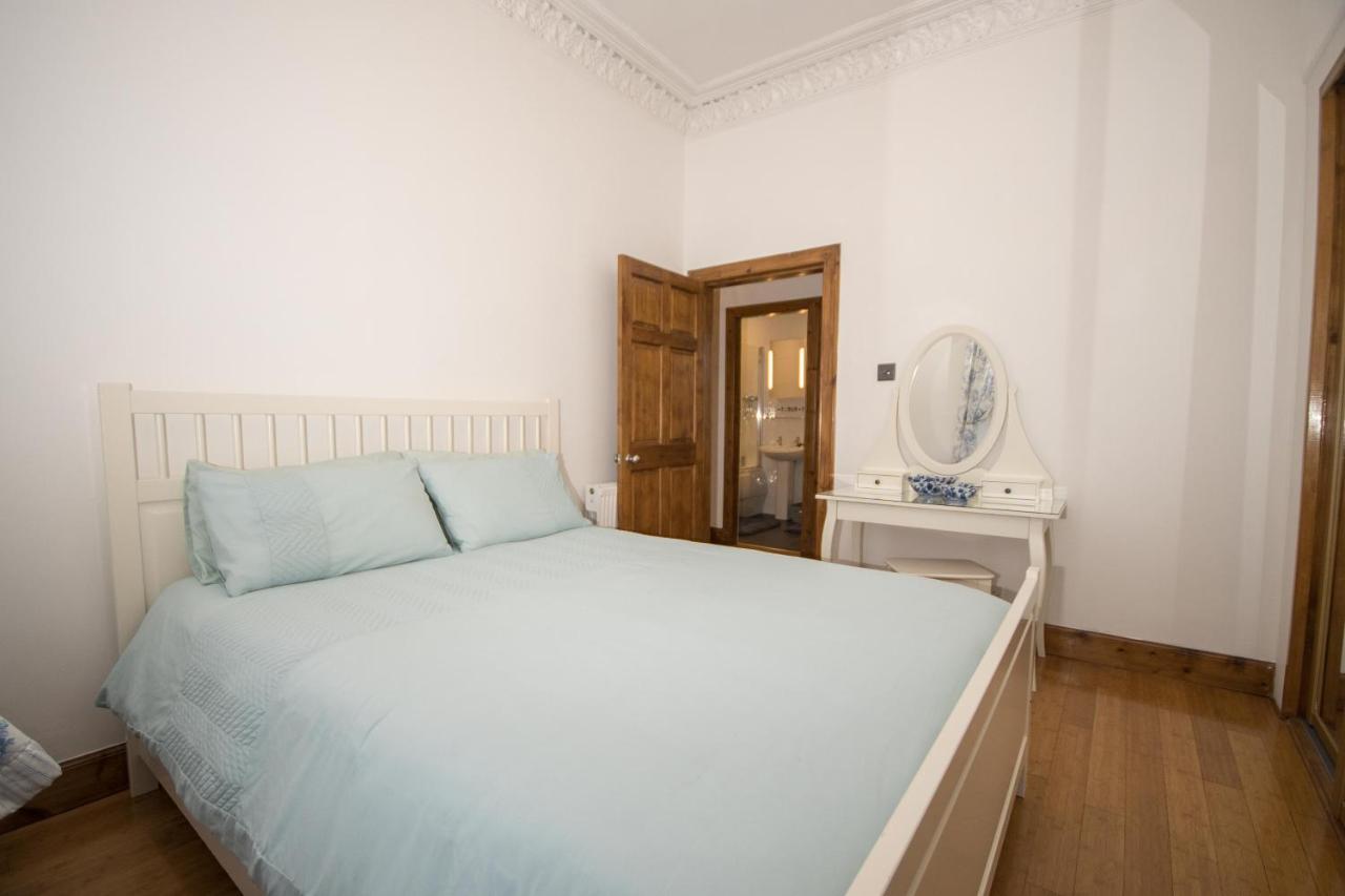 Beach Walk Apartment 브로티페리 외부 사진